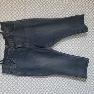 Old Navy "The Flirt" Women's Jean Capris